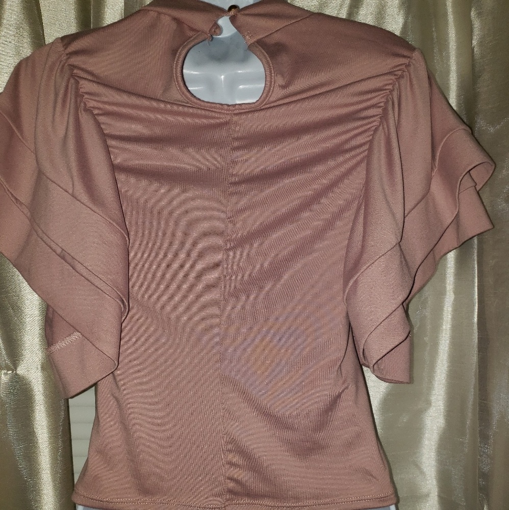 Stylish top - Picture 2 of 4